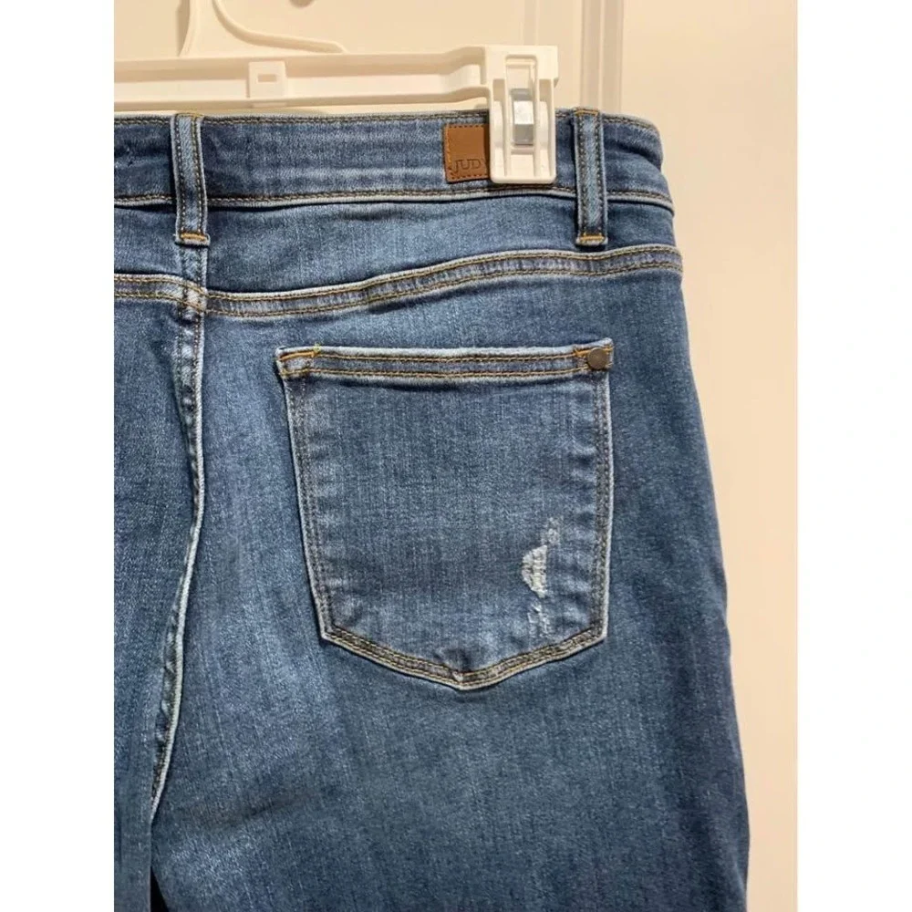 Judy Blue Los Angeles Slim Fit Distressed Denim Jeans Dark Wash Size 13/31